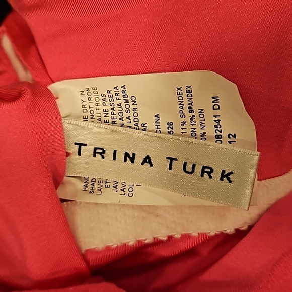 💕TRINA TURK💕 Sway Scoop Maillot Sway One Piece Swimsuit ~ Venus Pink 12 - Picture 12 of 14